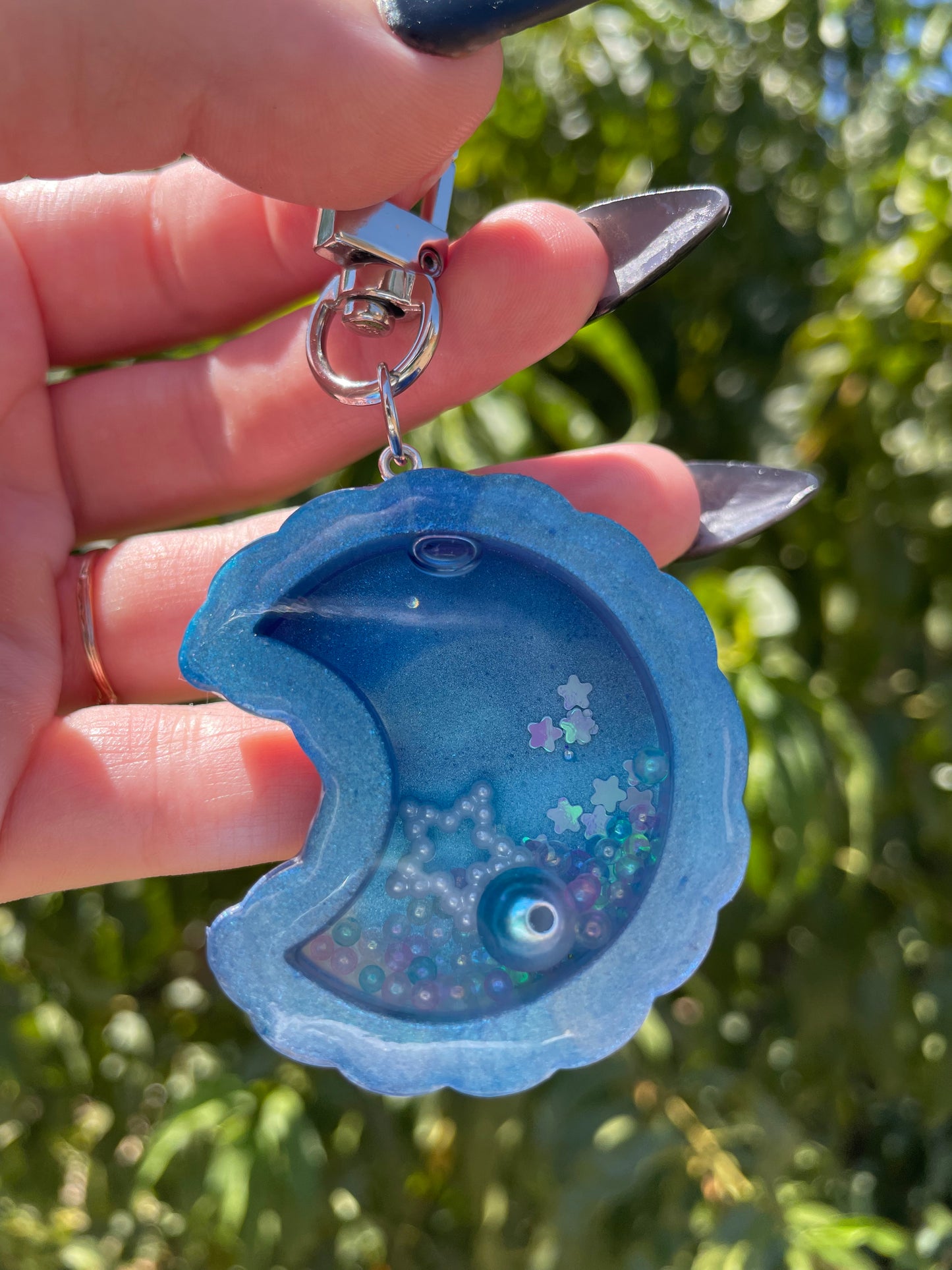 Under the Sea Ruffle Moon Shaker Charm